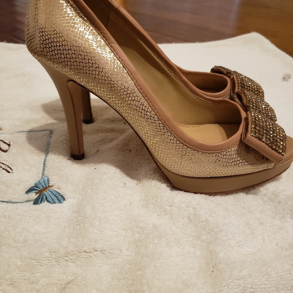 Shoes - Picture 2 of 2